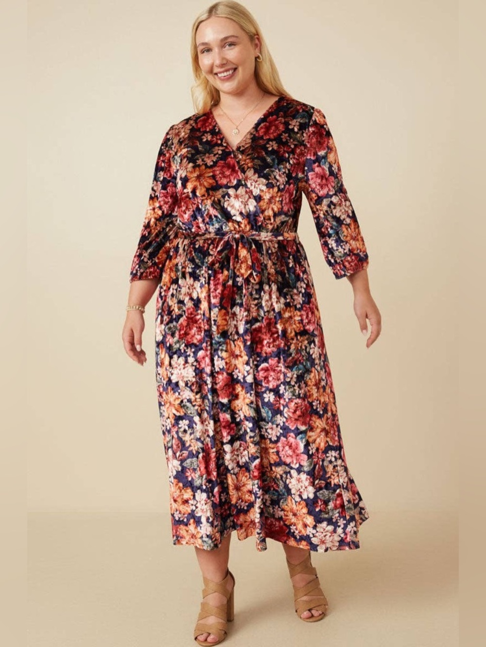 NWT Hayden LA Plus Floral Luxury Velvet Dress